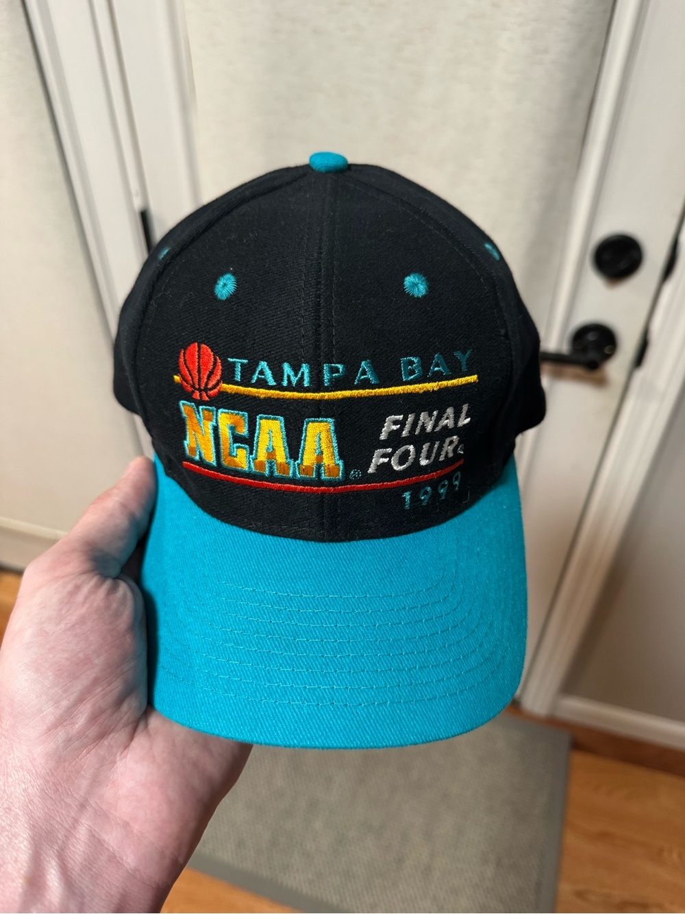 Vintage Logo Athletic Snapback Hat Tampa Final Four 1999 Basketball Cap NWOT